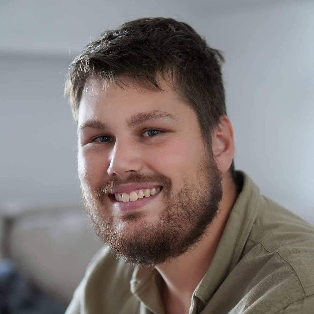 Head shot of Aljaž